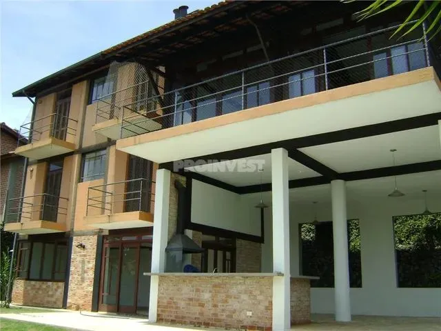 Imagem: Casa com 4 Dormitórios para Alugar, 300