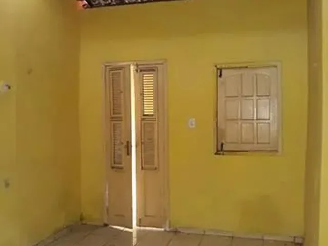Imagem 6: Próximo Ao Centro Educacional Moreira Menezes, Igreja Batista Vale da Benção, Farmacia