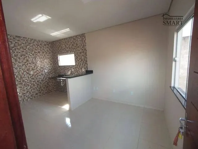 Imagem 2: Casa com 2 Dormitórios para Alugar por R$ 1.500,00/Mês - Murilo Teixeira Cidade - Boa