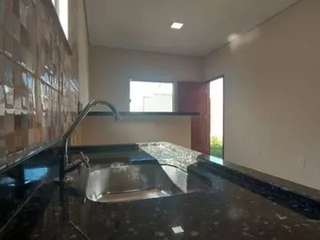 Imagem 1: Casa com 2 Dormitórios para Alugar por R$ 1.500,00/Mês - Murilo Teixeira Cidade - Boa