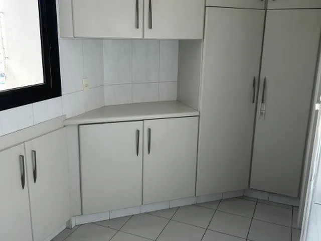Imagem: O apartamento possui 3 Dormitórios, 1 Suíte, 3 Banheiros,