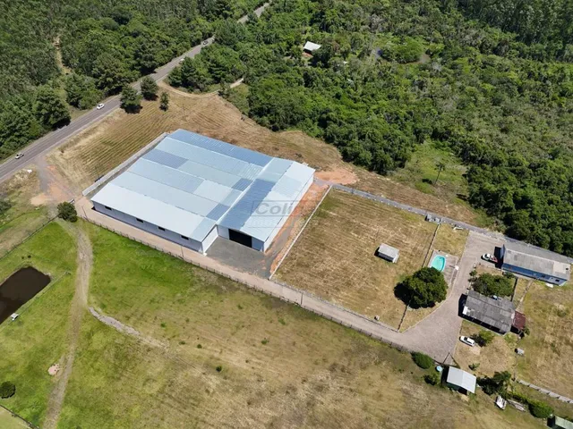 Imagem 4: Área comercial nas margens da ERS-124