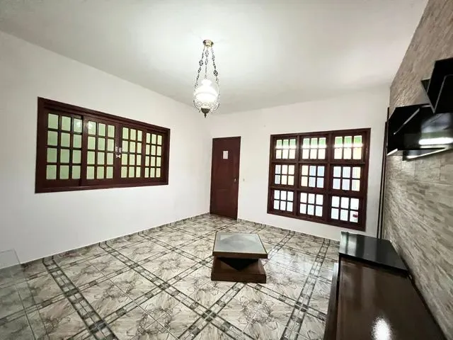 Imagem 1: Sobrado com 3 Dormitórios para Alugar, 175 M² por R$ 2.469,00/Mês...