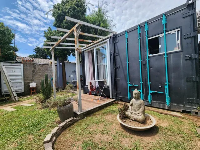 Imagem 2: Casa Container com Amplo Terreno