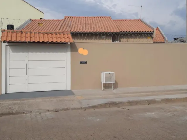 Imagem: CASA DE 3 DORMITORIOS NO BAIRRO COLONIAL