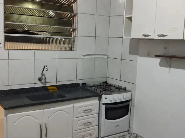 Imagem: A kitnet possui 1 Dormitório, 1 Banheiro, Acomoda 1