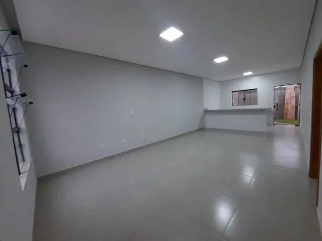 Imagem 3: Casa com 3 Dormitórios À Venda em Varginha