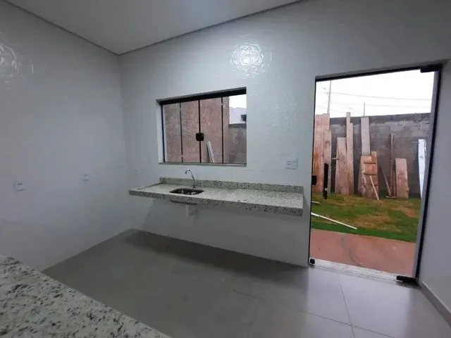 Imagem 2: Casa com 3 Dormitórios À Venda em Varginha