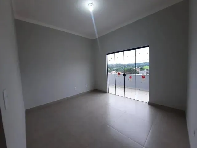 Imagem 10: Casa com 3 Dormitórios À Venda em Varginha