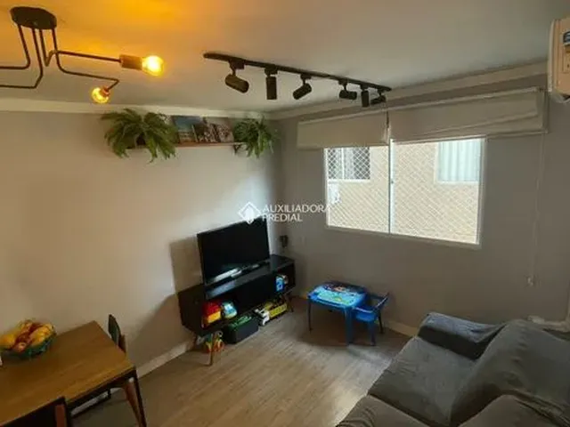 Imagem: Cachoeirinha - Apartamento Padrão - Parque
