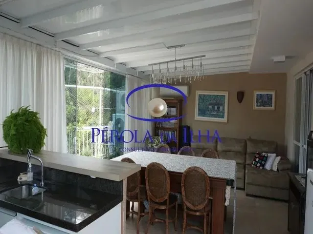Imagem: Cobertura Residencial em Florianópolis