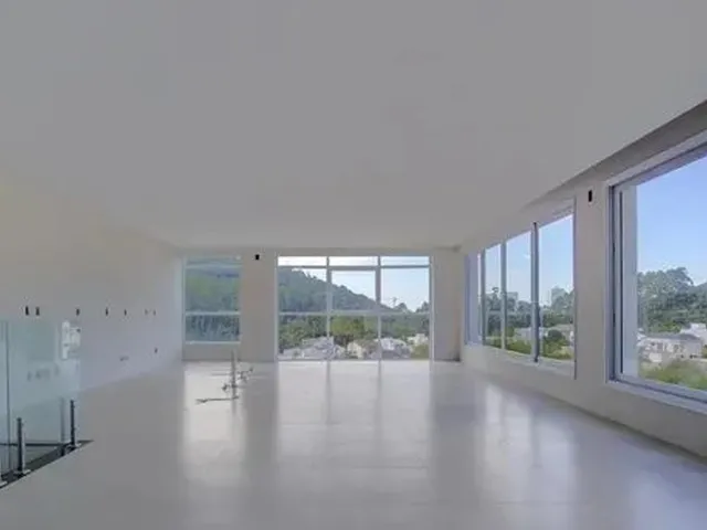 Imagem: Linda Casa de Altíssimo Padrão a Venda