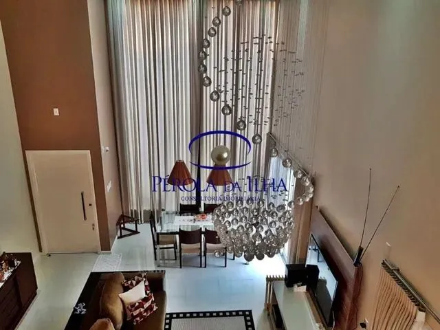 Imagem: Casa Residencial em Florianópolis - Sc