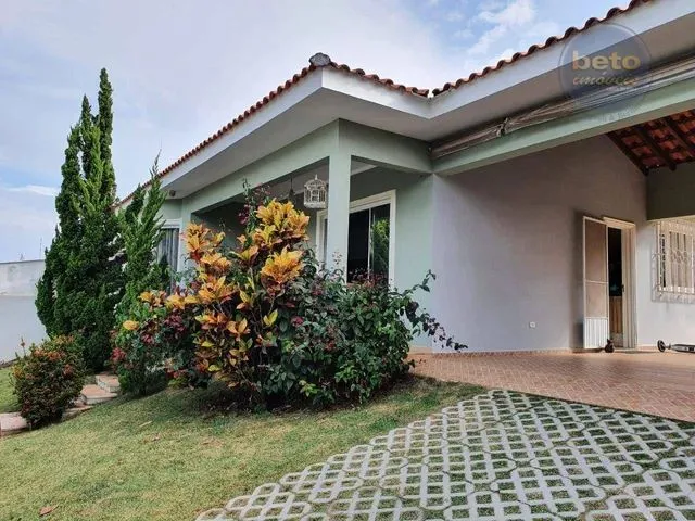 Imagem: Casa com 3 Dormitórios À Venda, 274 M²