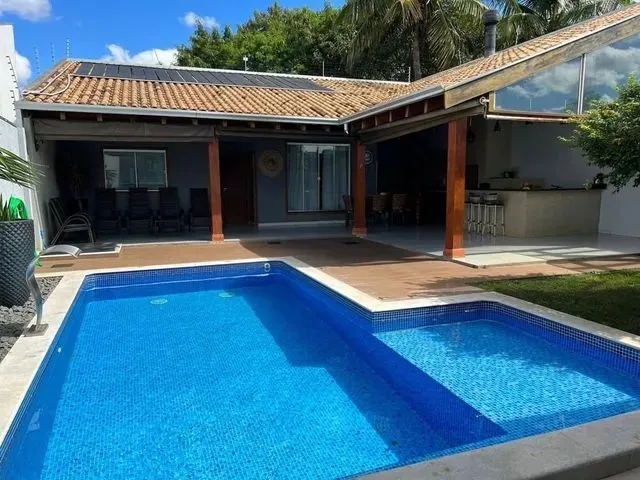 Imagem: Casa com Piscina Aquecida e Excelente Area