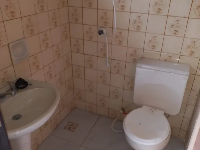 Imagem 7: Ótima Casa de 03 Quartos no Núcleo F-49