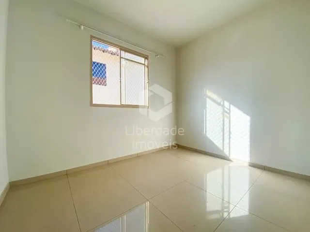 Imagem: Belo Horizonte - Apartamento Padrão - Caiçara-Adelaide