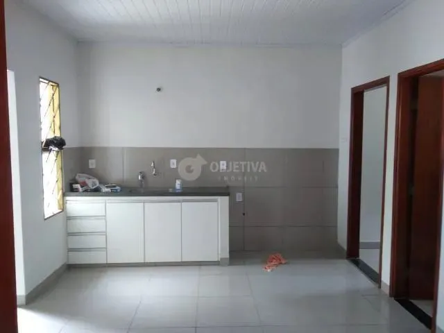 Imagem: Casa para Aluguel, 3 Quartos, 1 Suíte