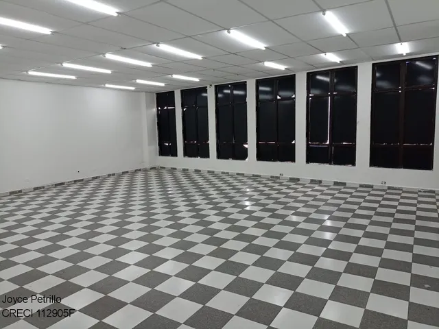 Imagem: No Centro de Peruíbe, Salão Comercial