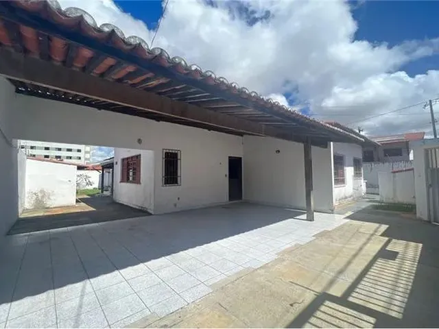Imagem 1: Casa Frente Rua Próximo Ao Shopping