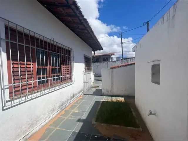 Imagem 4: Casa Frente Rua Próximo Ao Shopping