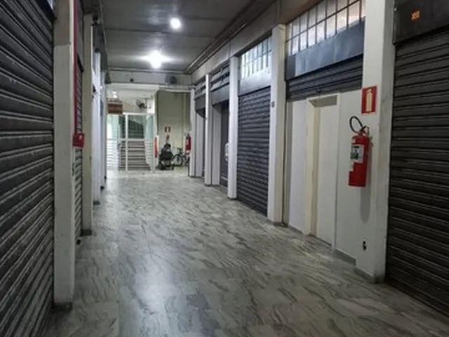Imagem: Loja no Primeiro Piso do Ed. Arcangelo Maleta