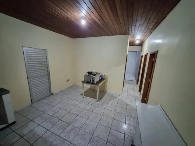 Imagem 3: Vendo Casa C/ Ponto Comercial, 250M² no Bairro Renascer
