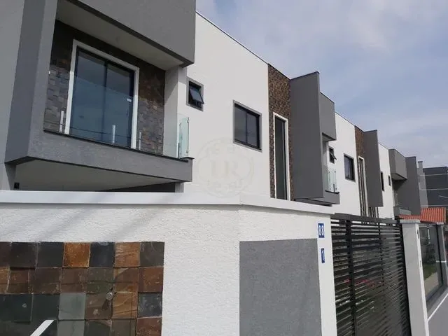 Imagem: Sobrado 3 Suítes com Quintal Alto Padrao