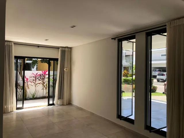 Imagem 2: Casa em condomínio 360m² 3 suítes em Intermares, a venda por R$1.500.000,00
