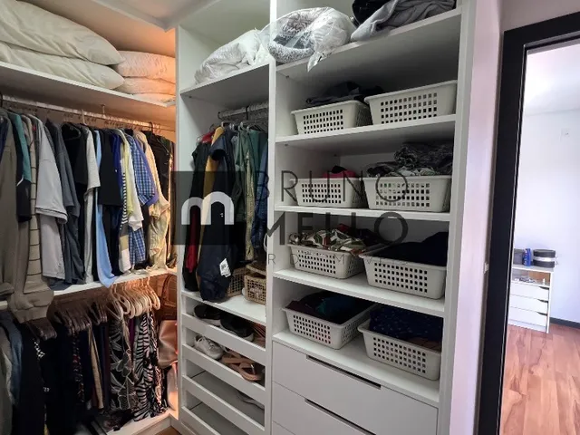 Imagem 14: Casa exclusiva com 5 suítes, piscina, escritório, despensa e pronta para morar em