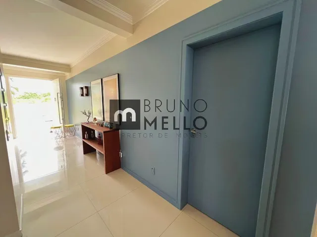 Imagem 8: Casa ampla com 4 dormitórios em condomínio fechado, com acesso a praia do Morro das