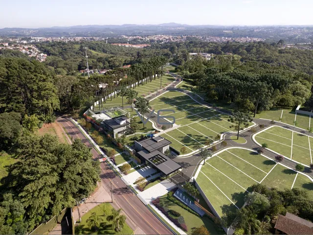 Imagem 4: Terreno em condomínio com 250m² privativos, no bairro Santa Cândida, Curitiba - PR