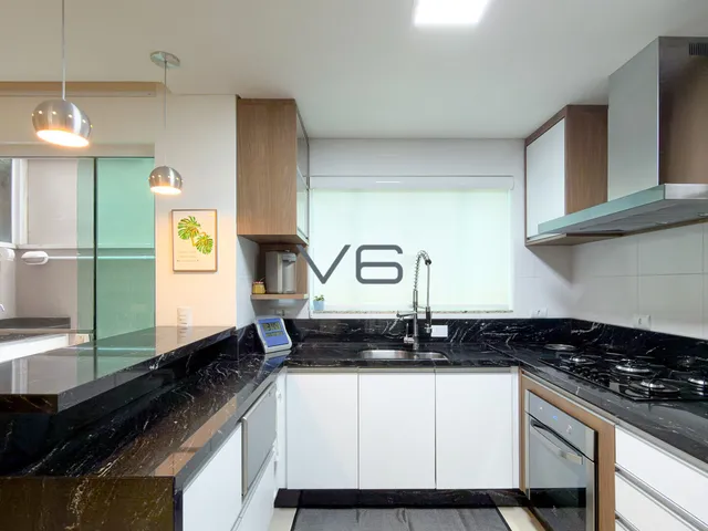 Imagem 15: Casa Alto Padrão com 196m² privativos, 4 quartos, 2 vagas de garagem, no Boqueirão