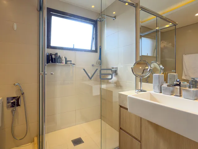 Imagem 1: Apartamento no condomínio Essencial da Plaenge com 243 m² Privativos, 3 suítes, no