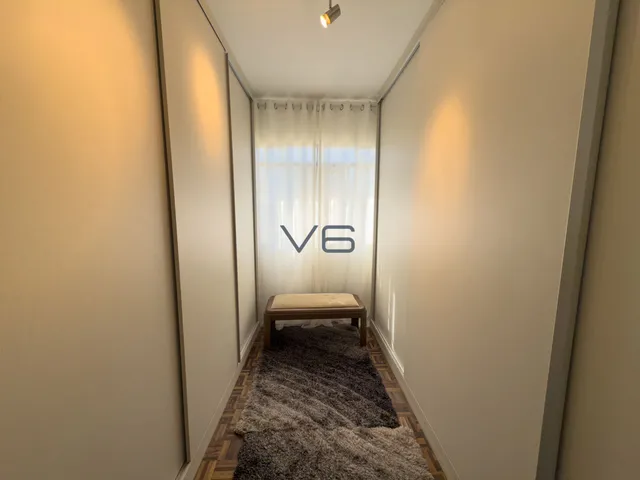 Imagem 13: Casa com 4 dormitórios e 1 suíte, 266m² privativos, 6 vagas de garagem, em Santa