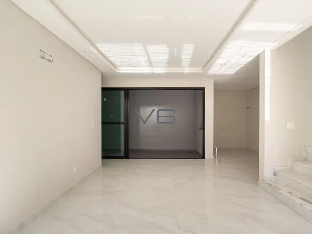 Imagem 11: Triplex com 3 Quartos - 1 Suíte - 2 Vagas de Garagem - 147m² Privativos - no Água