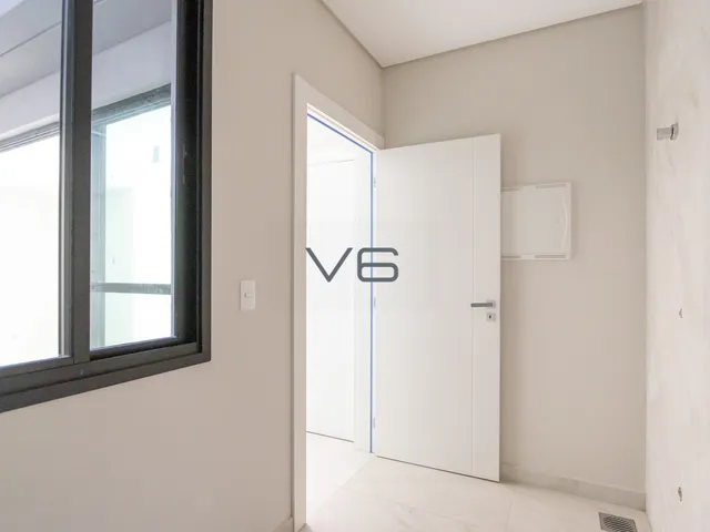 Imagem 9: Triplex com 3 Quartos - 1 Suíte - 2 Vagas de Garagem - 147m² Privativos - no Água