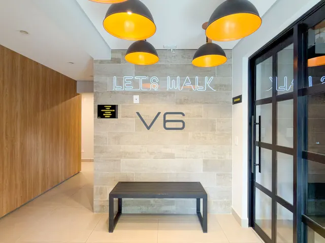 Imagem 8: Apartamento Kitnet com 1 quarto, 32,5m² privativos, nas Mercês, Curitiba - PR