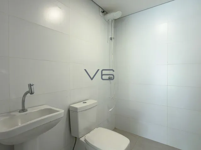 Imagem 12: Casa Alto Padrão com 230m² privativos, 3 quartos sendo 1 suíte, 3 vagas de garagem, no