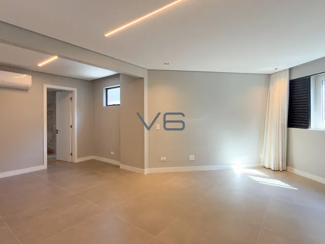 Imagem 16: Apartamento Alto Padrão com 4 suítes, 3 vagas de garagem, 305m² privativos, no