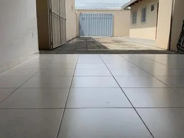 Imagem 6: Casa Próximo a Av T-2 / Hiper Moreira / santa Casa com 3 Quartos