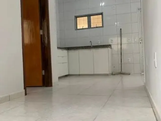 Imagem 7: Casa Próximo a Av T-2 / Hiper Moreira / santa Casa com 3 Quartos