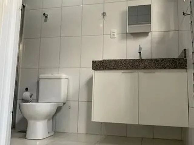 Imagem 13: Casa Próximo a Av T-2 / Hiper Moreira / santa Casa com 3 Quartos