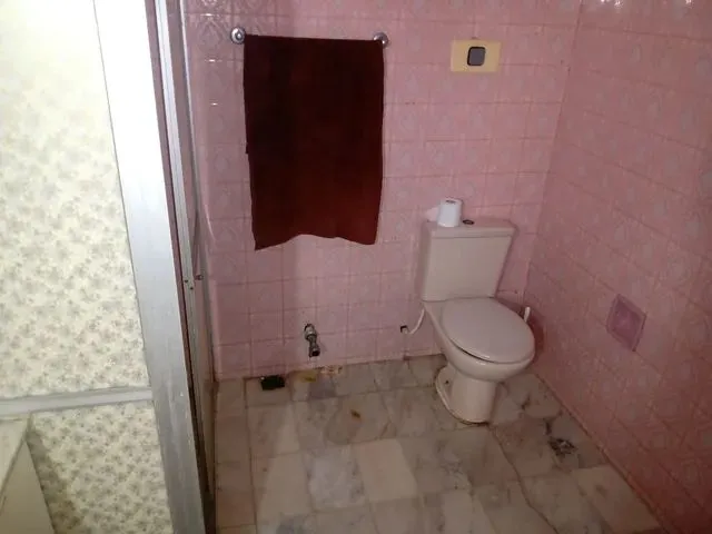Imagem 12: Casa Mobiliada, 1 Suíte, 2 Quartos, 3 Salas, 2 Banheiros, Garagem para Vários Carros