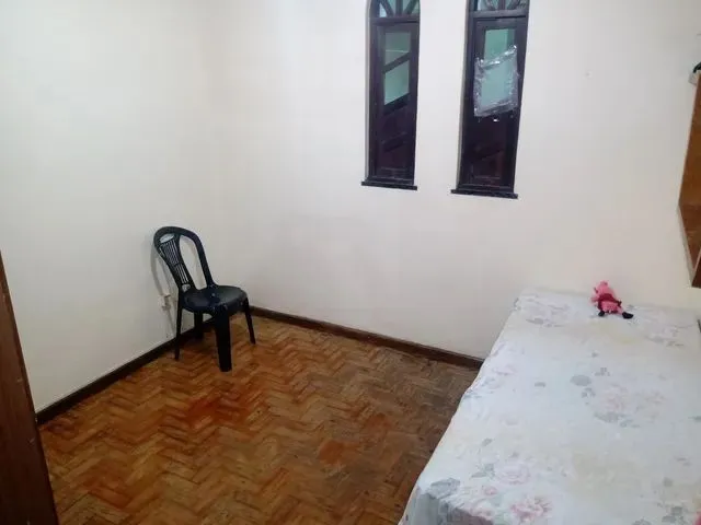 Imagem 6: Casa Mobiliada, 1 Suíte, 2 Quartos, 3 Salas, 2 Banheiros, Garagem para Vários Carros