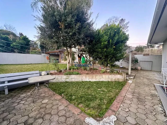 Imagem 3: Casa semimobiliada com closet, hidromassagem e espaço gourmet em Farroupilha - Vicentina