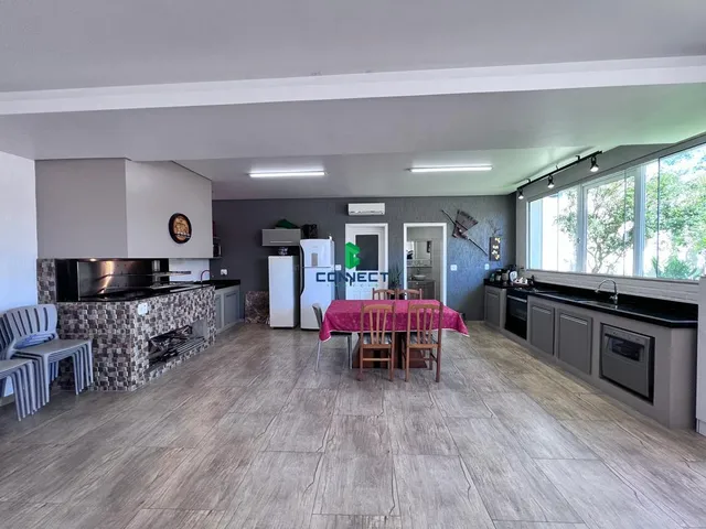 Imagem 2: Casa com 4 dormitórios e lindo quiosque