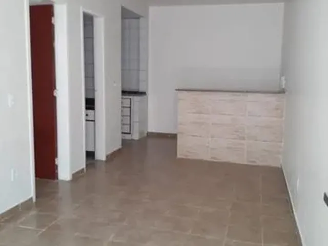Imagem: O apartamento possui 1 Dormitório, 1 Banheiro, 1 Vaga na