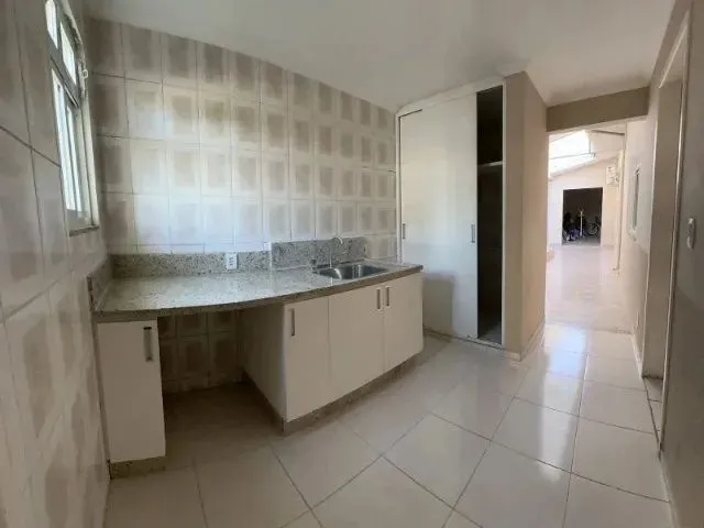 Imagem 14: Casa de 3 Quartos para Alugar no Bairro Centro