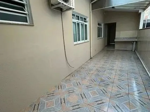 Imagem 8: Casa de 3 Quartos para Alugar no Bairro Centro